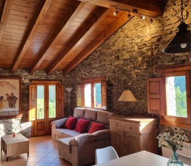 Espinavell Apartment | Allotjaments Cal Llarg