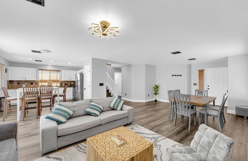 Spring Valley House | Allure Home with Pool and Sauna