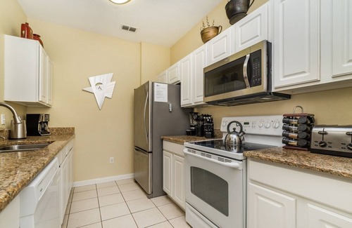 Windsor Hills Condo | ALM2781-103 Summary:
