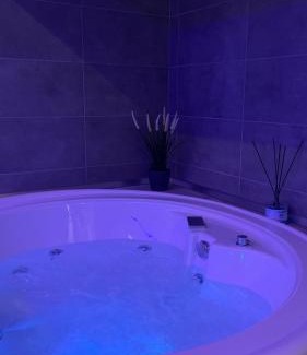 Nettuno Bed & Breakfast | Alma Suite Bed and Breakfast