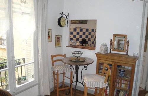 Montparnasse Apartment | Almeria Garden Apartment