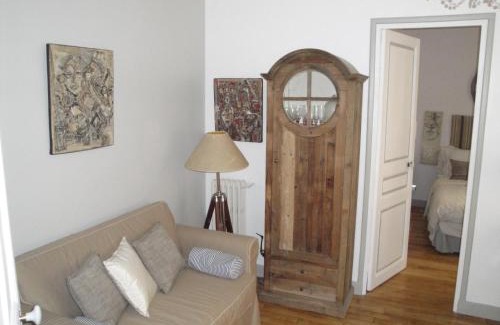 Montparnasse Apartment | Almeria Garden Apartment
