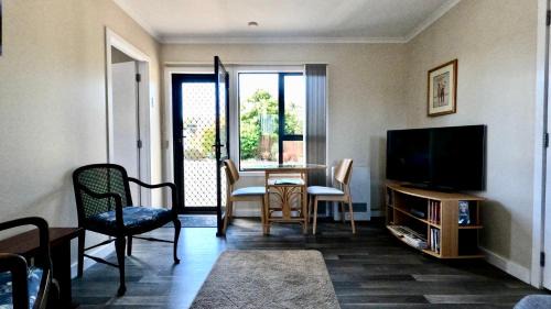 Nukuhau Apartment | Almost Country