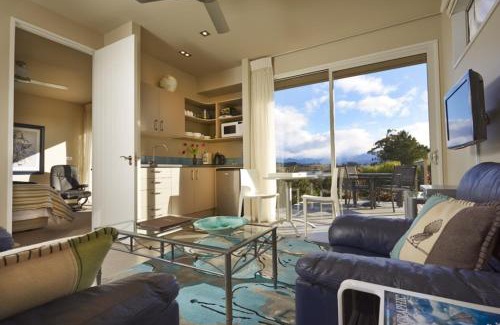 Tasman Apartment | Almyra Waterfront Accommodation