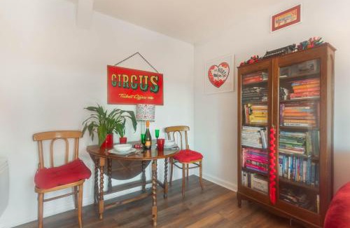 South Charlton Apartment | Alnwick Book Nook - dog friendly