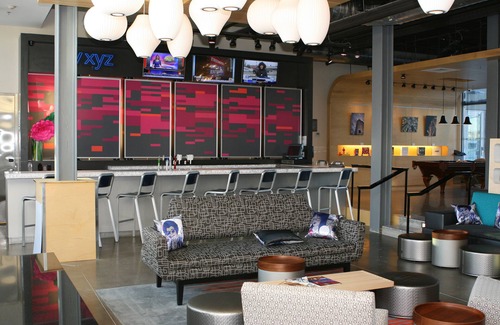 Cheektowaga Hotel | Aloft Buffalo Airport
