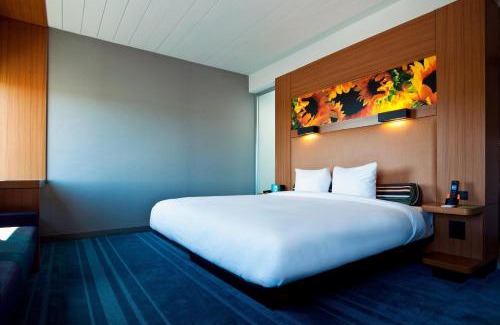 Linthicum Heights Hotel | Aloft BWI Baltimore Washington International Airport