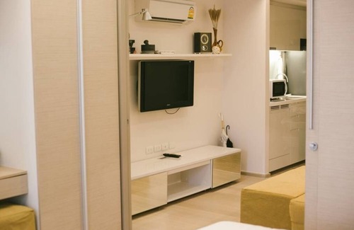 Thonglor Apartment | Aloft Studio 04 (at Sukhumvit 49)