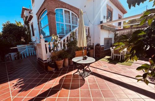 La Zubia House | Alojamiento Rural Ashila