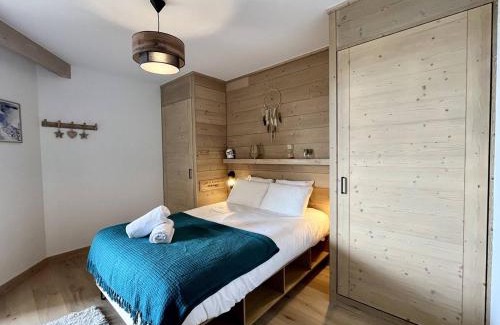 Bergers Apartment | Alpe d'Huez Houses - Chez Marlène - PHOENIX3 - Coup de coeur ski aux pieds avec piscine, spa, et fitness