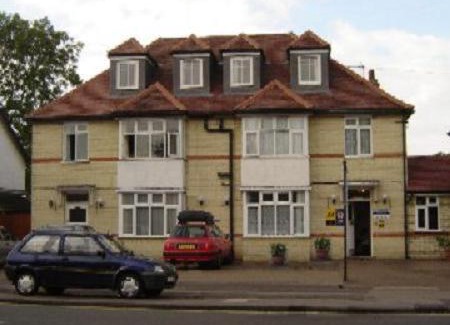 Cambridge House | Alpha Milton Guest House