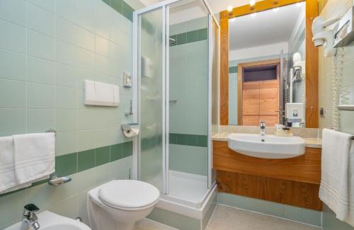 Dimaro Hotel | Alpholiday Dolomiti Wellness & Family Hotel
