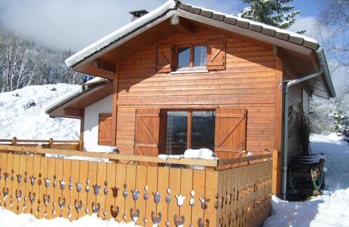 Le Thillot Ski Chalet | Alpine Chalet near Cafés