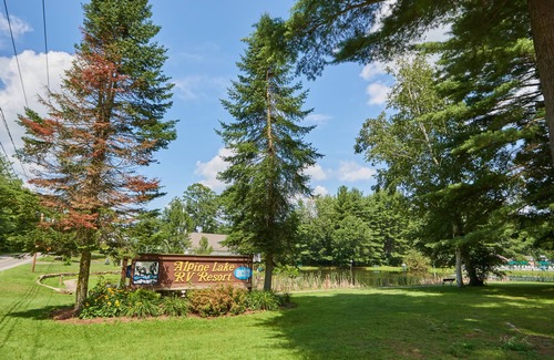 Corinth House | Alpine Lake RV Resort