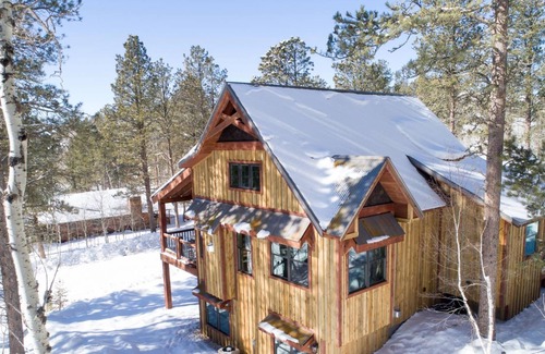Lead Cabin | Alta Vista - beautiful scenery on the ski area!
