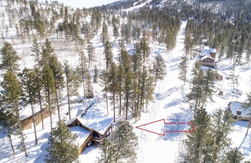 Lead Cabin | Alta Vista - beautiful scenery on the ski area!