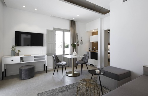 Messaria Hotel | Altera Pars Suites