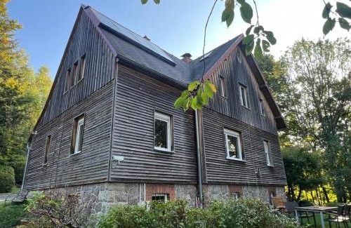 Zella-Mehlis Apartment | Altes Forsthaus