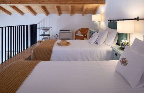 Donalda Villa | ALTIDO Modern cottage w/pool,daily clean&breakfast Quinta da Donalda Casa Daniel
