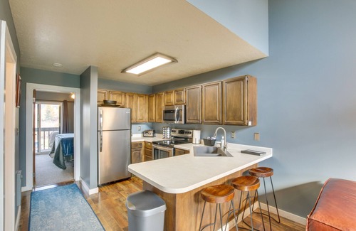 Eden Condo | 'Altitude Adjustment' 6 Miles to Powder Mountain!