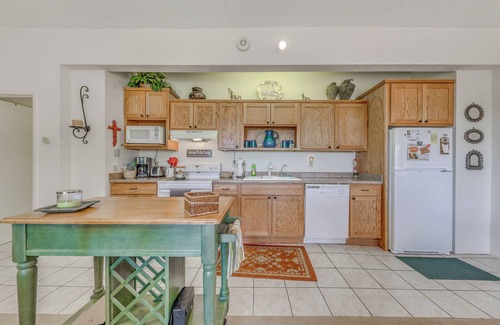 Alto House | Alto Townhome w/Deck Near Ski Apache!