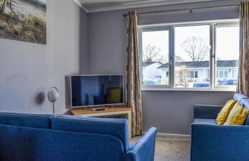 Oulton Broad House | Alula Lodge