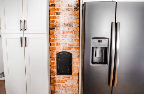 Lakeside House | Always Lincoln 1 – Muskegon Family Home, Fenced Yard