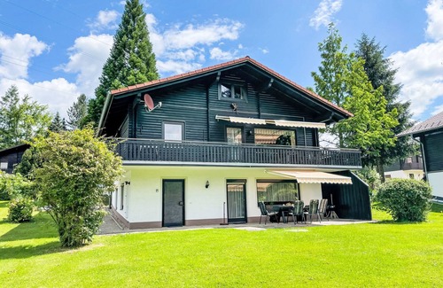Arrach House | Am Hohen Bogen by Interhome