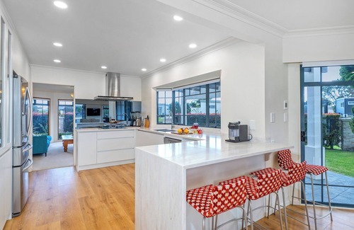 Pauanui House | Amalfi - Pauanui Holiday Home