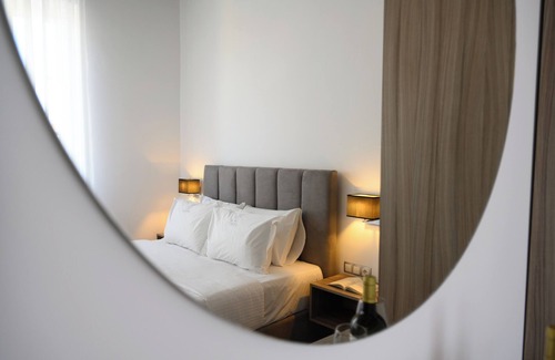 Corfu Town Hotel | Amalphi Corfu City Living by Konnect - Deluxe Suite Amalia