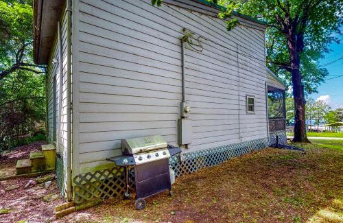 Onalaska House | Amani