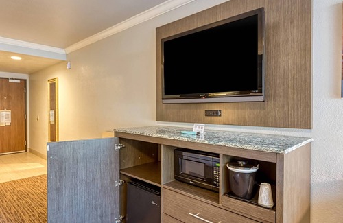 Ventura Hotel | Amanzi Hotel, an Ascend Collection Hotel