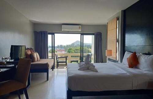 Mae Nam Resort | Amarin Samui Hotel - SHA Plus Certified