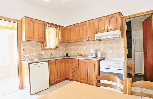 Almiros Beach Apartment | Amarylis Apartment in Corfu