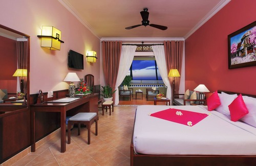 Phu Hai Beach Hotel | Amaryllis Resort & Spa