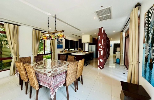 Sai Thai Villa | Amatapura Beach Villa 12