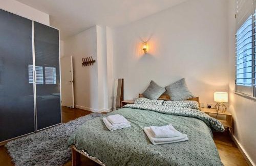 Tower Hill Apartment | Amazing 2BR Flat Near Tower Bridge