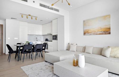 Dubai Apartment | Amazing 2br with a lagoon view in Creek Harbour