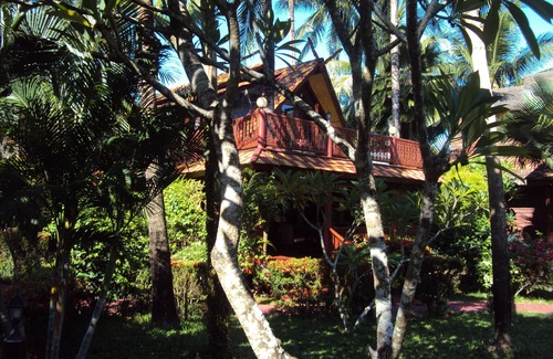 Bang Po Villa | Amazing 3 Bedroom, Thai Style Beachside, Villa