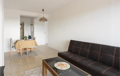 Malgrat de Mar Apartment | Amazing Apartment In Malgrat De Mar With Kitchen