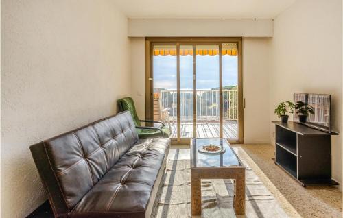 Malgrat de Mar Apartment | Amazing Apartment In Malgrat De Mar With Kitchen