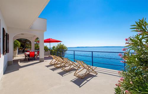 Jablanac Apartment | Amazing Apartment In Jablanac