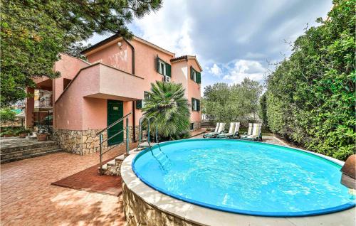 Jadrija House | Amazing Apartment In Jadrija With Wifi