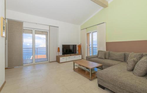 Lukovo Apartment | Amazing Apartment In Lukovo With Wifi