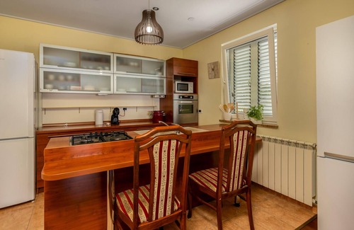 Mihotici Apartment | Amazing apartment in Matulji with WiFi