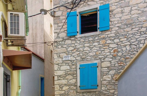 Susak Apartment | Amazing apartment in Susak with WiFi