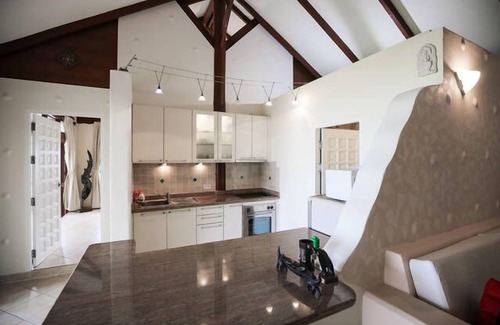 Thong Krut Villa | Amazing Beachfront 4BRM Villa with pool