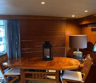 Sant Adria de Besos Boat Rental | Amazing boat to sleep in Barcelona