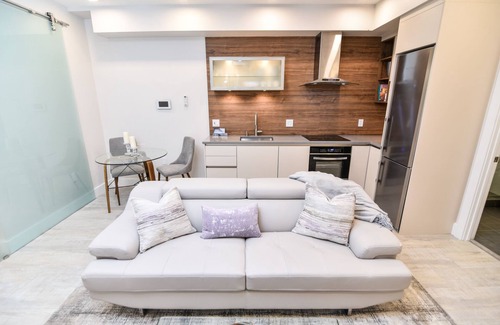 Reed-Cooke Apartment | Amazing Condo in heart of Dupont Circle