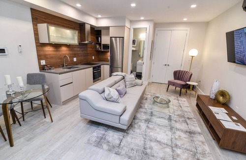 Reed-Cooke Apartment | Amazing Condo in heart of Dupont Circle